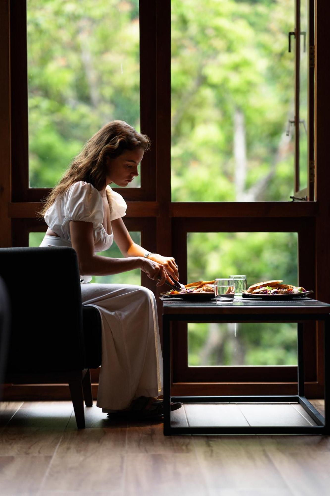 Moksha At Kitulgala - Rainforest Boutique Hotel מראה חיצוני תמונה